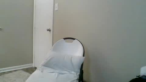 Snapshot of queensecrets chatting on 12-31-24, 09:50 queensecrets online show from 12-31-24, 09:50