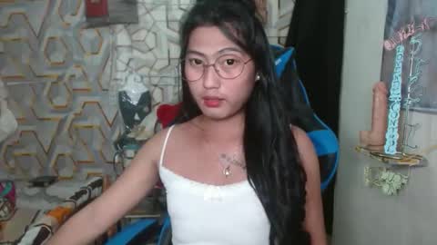 queensteffi online show from 05-11-26, 08:50