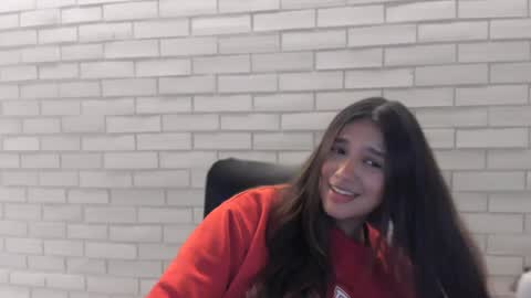 Snapshot of queenv66 chatting on 02-02-25, 04:15 Val - online show from 02-02-25, 04:15