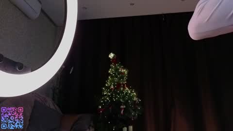 Snapshot of quennacindy chatting on 01-08-26, 02:14 Teri My favorite vibes 77 101 222 666 online show from 01-08-26, 02:14