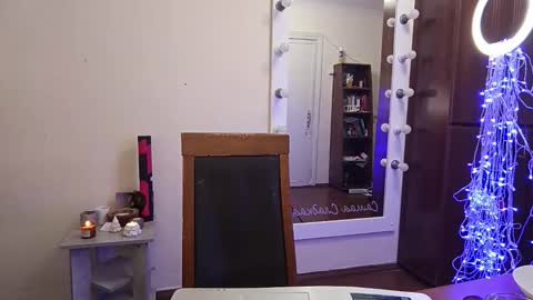 quiet_smile online show from 02-19-26, 05:58