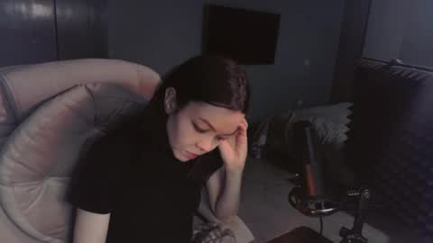 quietluxury online show from 04-19-26, 08:00