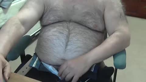 Snapshot of quietnshy2 chatting on 01-27-25, 03:39 quietnshy2 online show from 01-27-25, 03:39