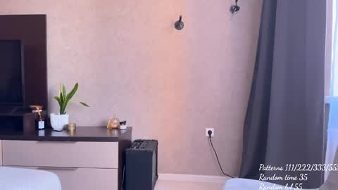 Next stream  December 1 FANSLY Loxrye online show from 01-20-25, 11:24