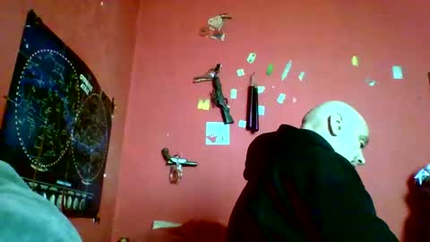 qwertyuiop22348015 online show from 04-05-26, 11:18