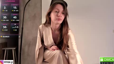 Snapshot of r00xvel chatting on 02-14-25, 07:59 r00xvel online show from 02-14-25, 07:59