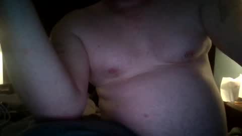 Snapshot of r1raven03 chatting on 04-09-26, 07:14 RavenR103 online show from 04-09-26, 07:14
