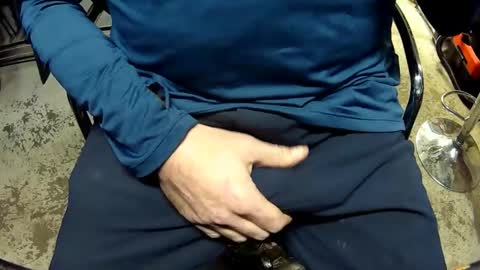 r2424 online show from 12-19-25, 05:25