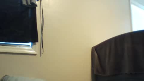 Snapshot of r8drfn89 chatting on 12-11-24, 04:09 Chocol8t online show from 12-11-24, 04:09