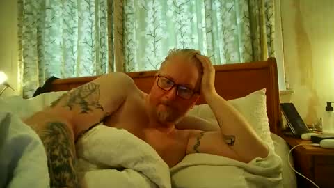 Snapshot of r_o_h_a_n_r_o_o_m chatting on 03-16-26, 10:19 r_o_h_a_n_r_o_o_m online show from 03-16-26, 10:19