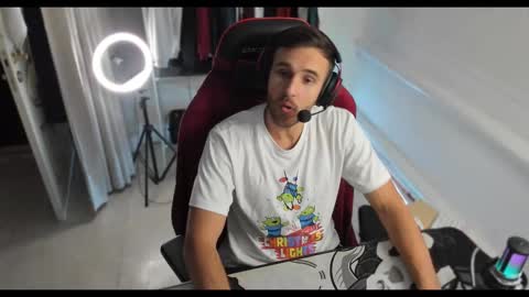 Snapshot of raamos chatting on 09-16-25, 12:55 Nikita online show from 09-16-25, 12:55