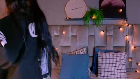  RACHEL  online show from 10-22-25, 11:32