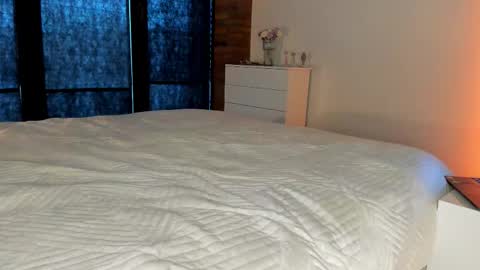 Sherryl online show from 02-27-26, 09:42