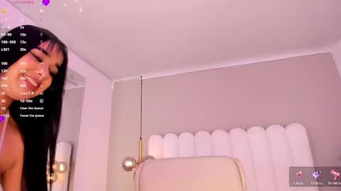 Mariana online show from 02-19-26, 07:54