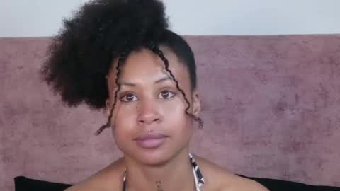 Snapshot of rachelannxd chatting on 05-31-26, 02:31 RachelAnn online show from 05-31-26, 02:31