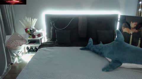 Call me Miss. online show from 12-20-24, 03:53