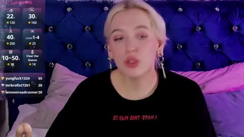 Snapshot of rachelcart chatting on 12-20-24, 07:55 RachelCart online show from 12-20-24, 07:55