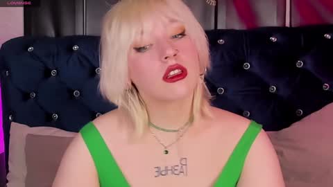 Snapshot of rachelcart chatting on 02-03-25, 03:42 RachelCart online show from 02-03-25, 03:42