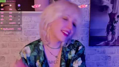 Snapshot of rachelcart chatting on 02-28-25, 09:47 RachelCart online show from 02-28-25, 09:47