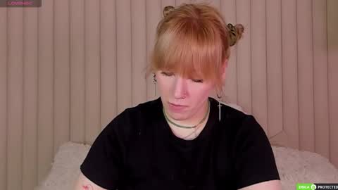 Snapshot of rachelcart chatting on 10-03-25, 03:14 RachelCart online show from 10-03-25, 03:14