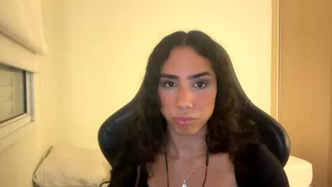 Nina online show from 04-17-26, 11:08