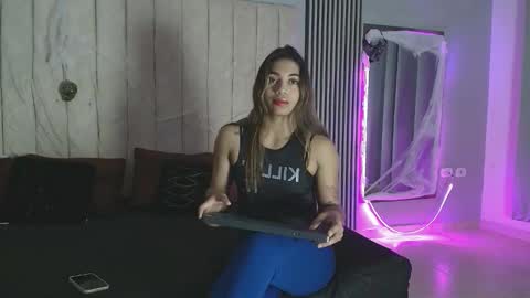 rachell_owen online show from 10-09-25, 04:32