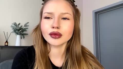 Alex online show from 02-13-26, 06:42