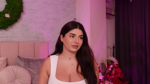 RachelSwaan online show from 11-14-25, 08:24