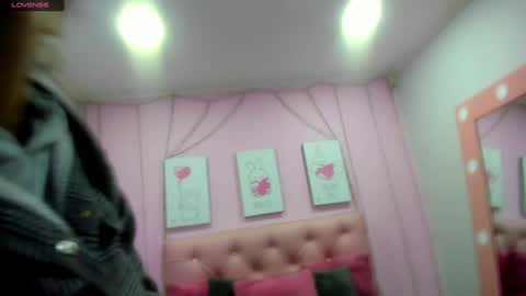 radiant_sapphire online show from 01-22-25, 02:48