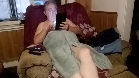 Radioman for fun online show from 01-13-26, 03:06