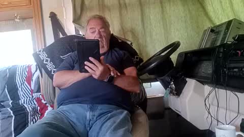 Radioman for fun online show from 04-27-26, 02:26