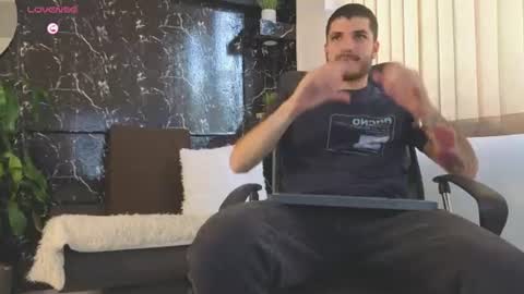 Snapshot of rafael_mendez chatting on 07-26-26, 08:05 R A F A E L online show from 07-26-26, 08:05