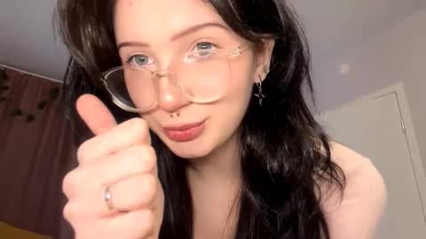 Snapshot of rafaelaloghry chatting on 11-06-25, 10:16 Riya online show from 11-06-25, 10:16