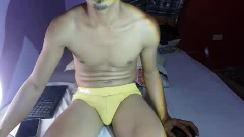 Snapshot of raffyhardcock4u chatting on 07-13-26, 06:00 Raffyhardcock4u online show from 07-13-26, 06:00