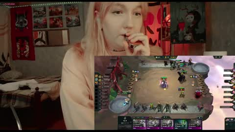 Snapshot of raiingurl chatting on 02-08-25, 05:39 Kate online show from 02-08-25, 05:39