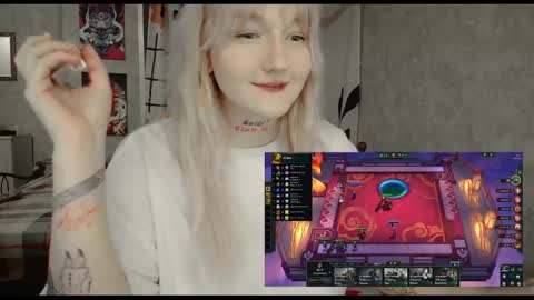 Snapshot of raiingurl chatting on 02-17-25, 09:30 Kate online show from 02-17-25, 09:30