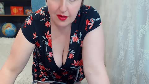 Snapshot of rainbowladyy chatting on 12-23-24, 02:07 rainbowladyy online show from 12-23-24, 02:07