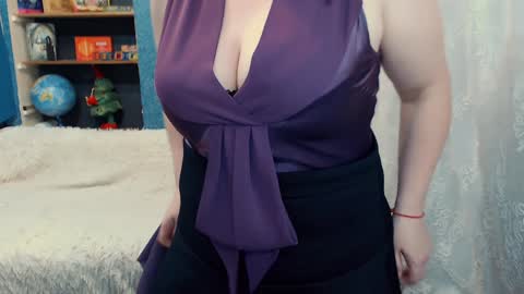 Snapshot of rainbowladyy chatting on 01-12-25, 02:41 rainbowladyy online show from 01-12-25, 02:41