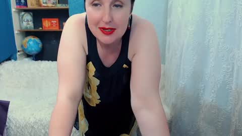 Snapshot of rainbowladyy chatting on 01-17-25, 03:22 rainbowladyy online show from 01-17-25, 03:22