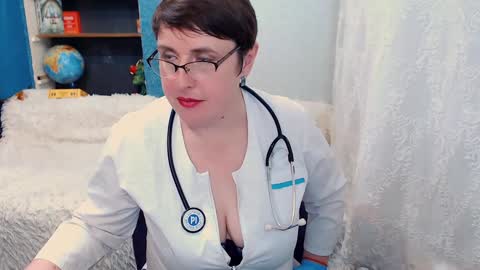 Snapshot of rainbowladyy chatting on 01-31-25, 01:02 rainbowladyy online show from 01-31-25, 01:02