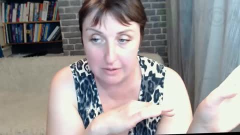 Snapshot of rainbowladyy chatting on 09-18-25, 11:45 rainbowladyy online show from 09-18-25, 11:45
