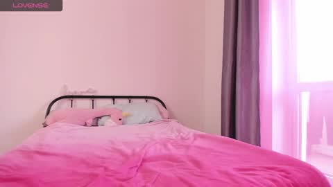 Snapshot of rainbowpony420 chatting on 10-29-25, 11:34 Joline and Alexa online show from 10-29-25, 11:34