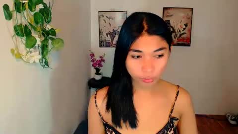 raindrizzle1706 online show from 12-20-25, 11:17