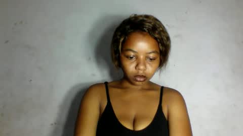 raissa38 online show from 12-16-25, 03:00