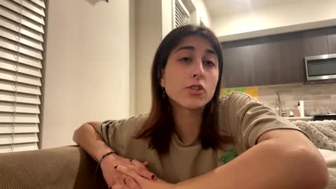 Snapshot of raiyvyn chatting on 12-27-24, 03:53 Ray Ray online show from 12-27-24, 03:53