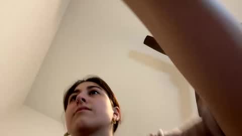 Snapshot of raiyvyn chatting on 01-25-25, 05:29 Ray Ray online show from 01-25-25, 05:29