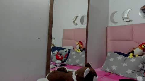  Nina  online show from 05-20-26, 03:13