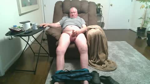 Snapshot of ram4u123 chatting on 02-20-25, 05:55 Ram online show from 02-20-25, 05:55