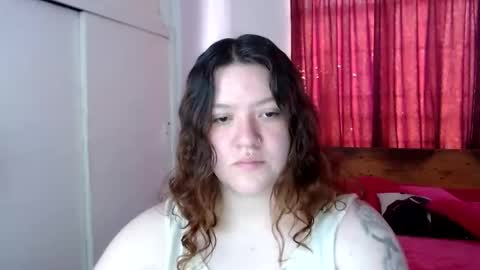 Snapshot of ramona15 chatting on 05-26-26, 09:33 Ramona online show from 05-26-26, 09:33