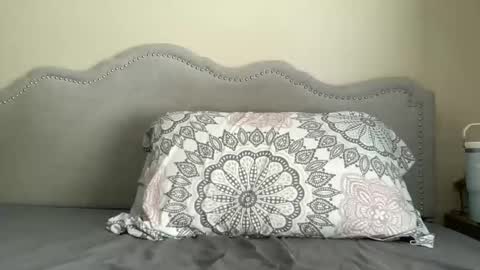 RamonaJ online show from 01-01-25, 05:44